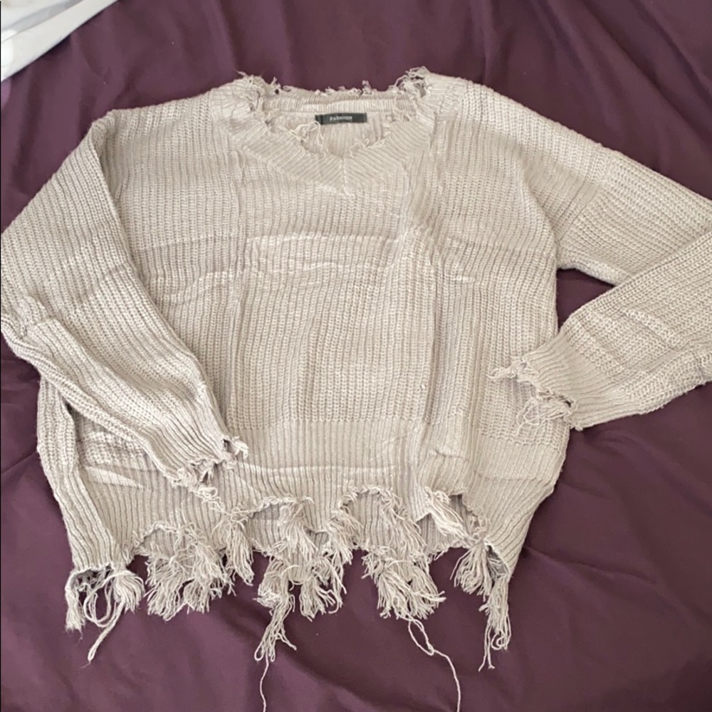 Grey fringed sweater